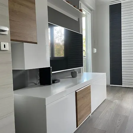 Tomy Apartment